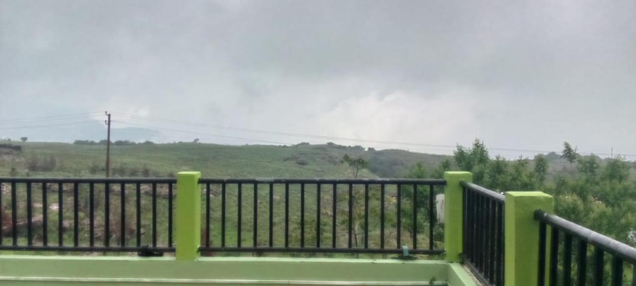 Abode Me Me Ai Haven Hotell Cherrapunji Exteriör bild