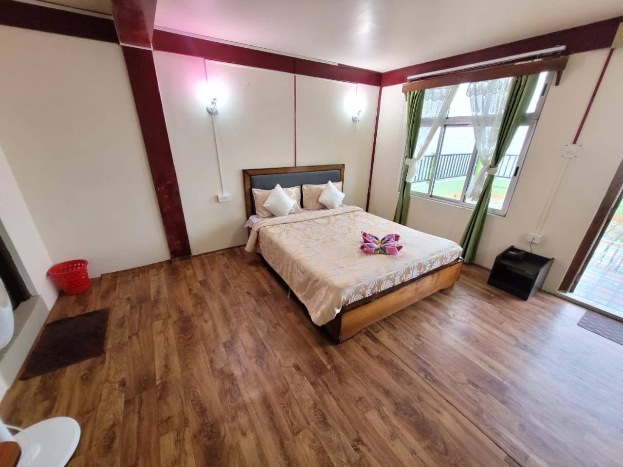 Abode Me Me Ai Haven Hotell Cherrapunji Exteriör bild