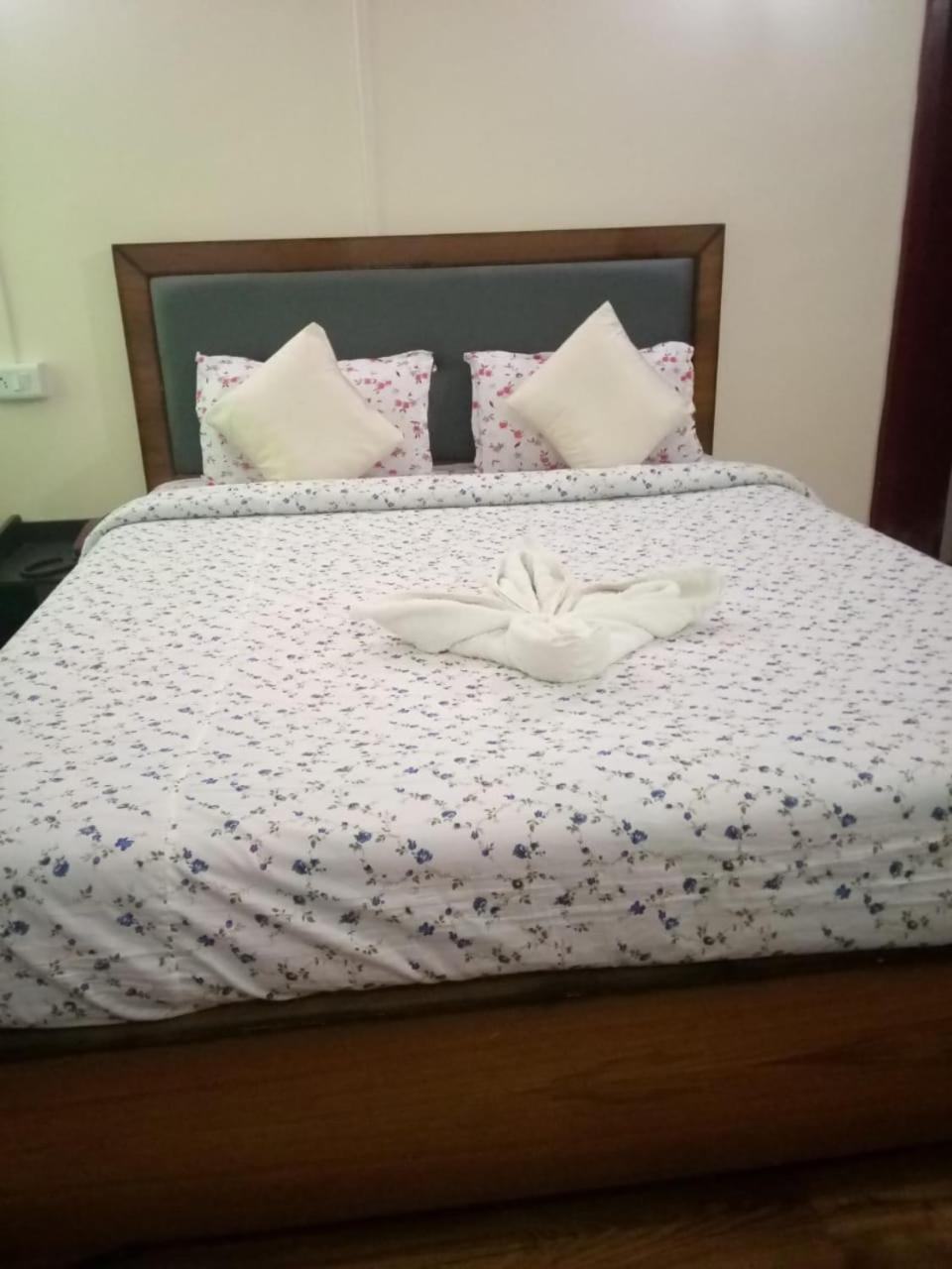 Abode Me Me Ai Haven Hotell Cherrapunji Exteriör bild
