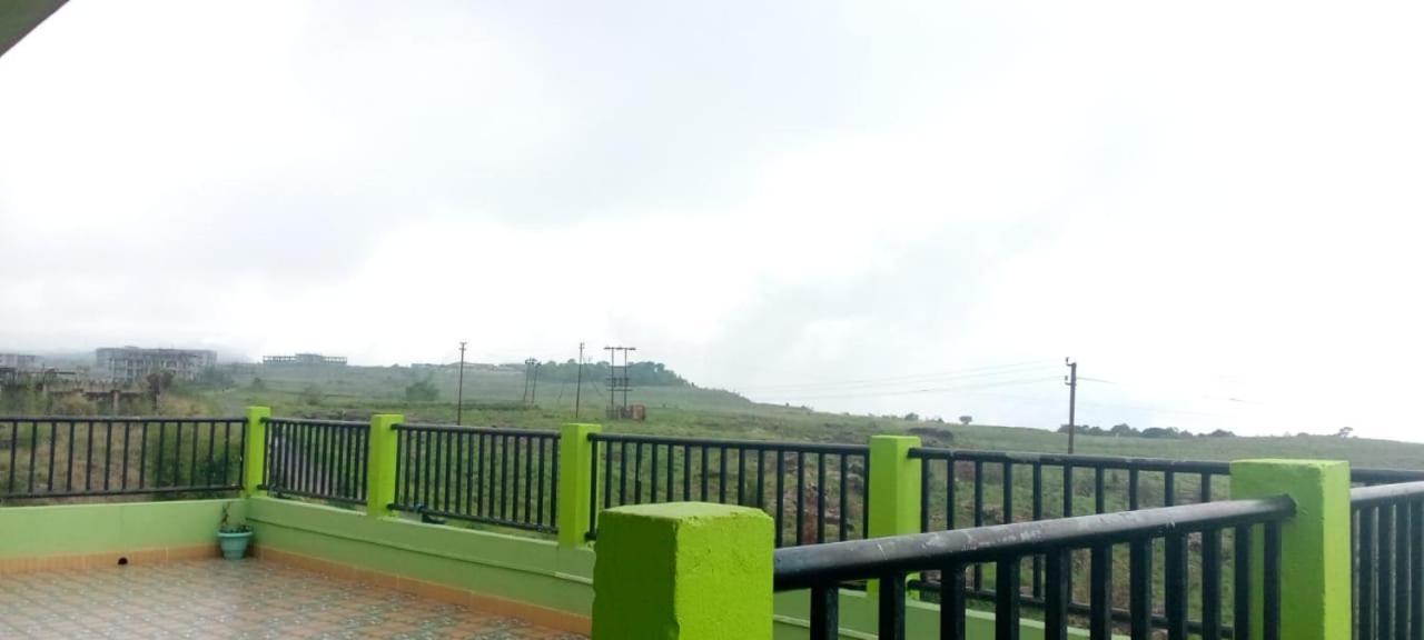 Abode Me Me Ai Haven Hotell Cherrapunji Exteriör bild