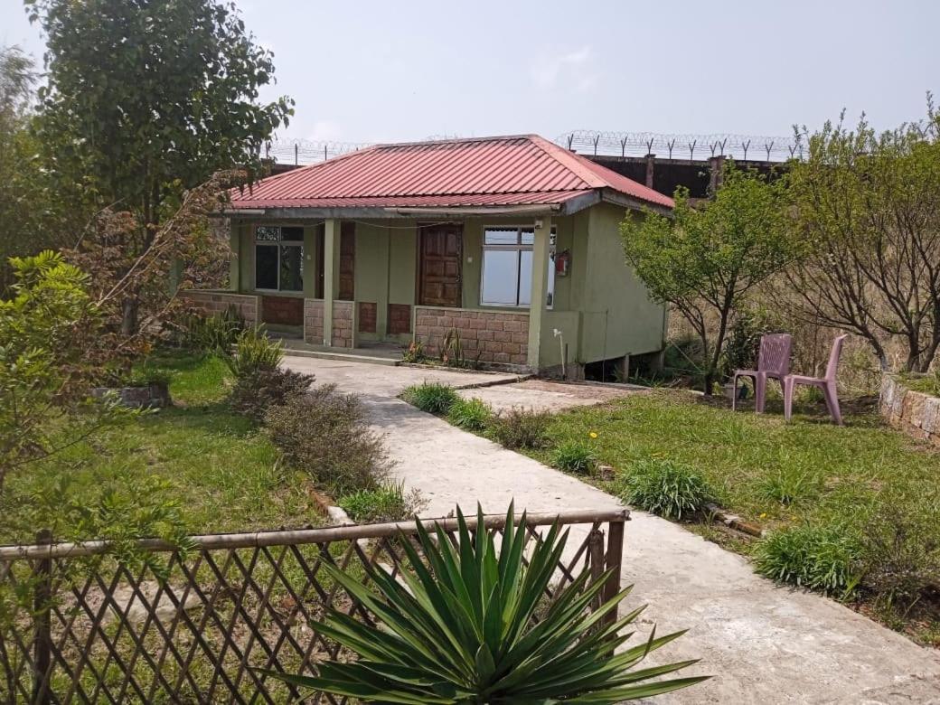 Abode Me Me Ai Haven Hotell Cherrapunji Exteriör bild
